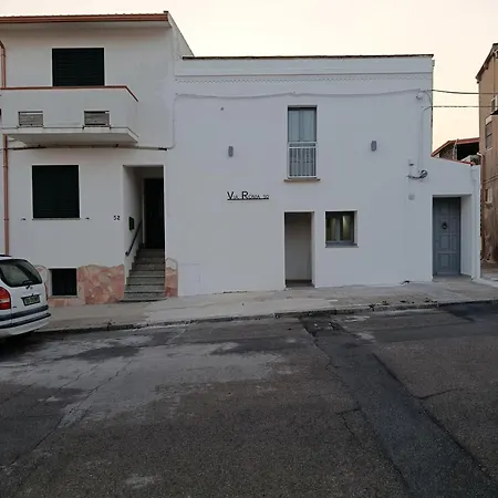 Via Roma 50 * Bacu Abis